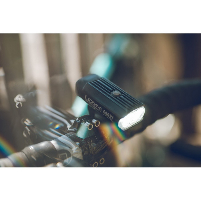 Lampka przednia LEZYNE LED MICRO DRIVE 600XL 600 lumenów, USB